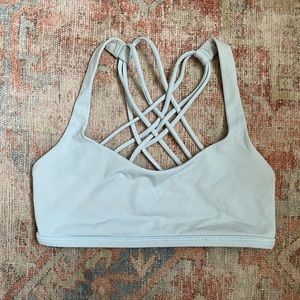 Lululemon Sports Bra in light blue